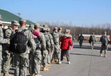 Trump Sets Fort Hood Killers Execution Date Soldiers in uniform line up outdoors with gear